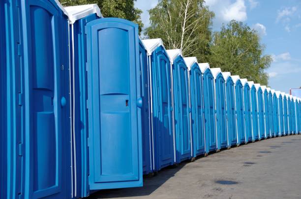 Best Luxury portable toilet rental  in Clarksville, IA